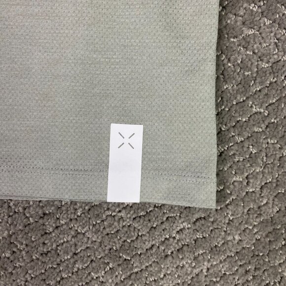 Ten Thousand Shirt Men's Medium Gray The Versatile Tee Performance Gym Running - Picture 5 of 10